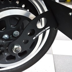 EIGHTBALL CUSTOM® Seitlicher Kennzeichenhalter für Harley Softail 2008-2016 Gutachten