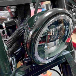 Scheinwerfer Zierring Bates Style 5-3/4  schwarz Glanz für Harley Davidson