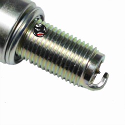 NGK IRIDIUM Zündkerze CR9EIX für Harley Milwaukee M8 ersetzt 31600085 u. 6R10